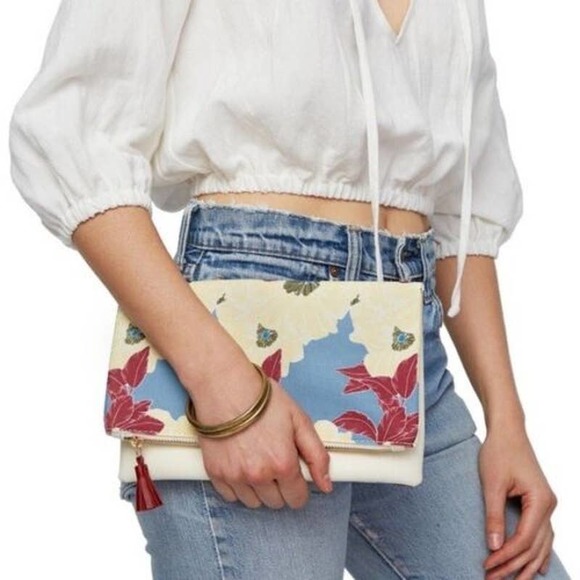RACHEL PALLY Mixed Media Cream Floral Print Reversible Envelope Fold Clutch - Picture 2 of 8